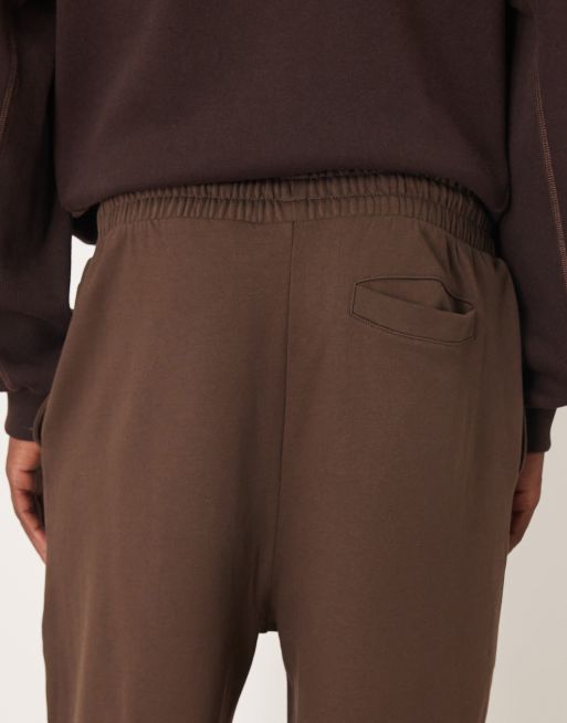 ASOS DESIGN – Oversize-Jogginghose in Braun mit Biesendetail, 5 von 5