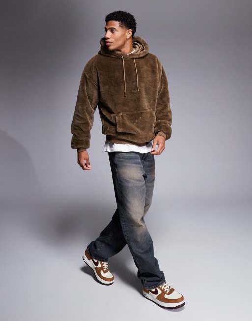 ASOS DESIGN – Oversize-Kapuzenpullover aus Kunstpelz in Braun
