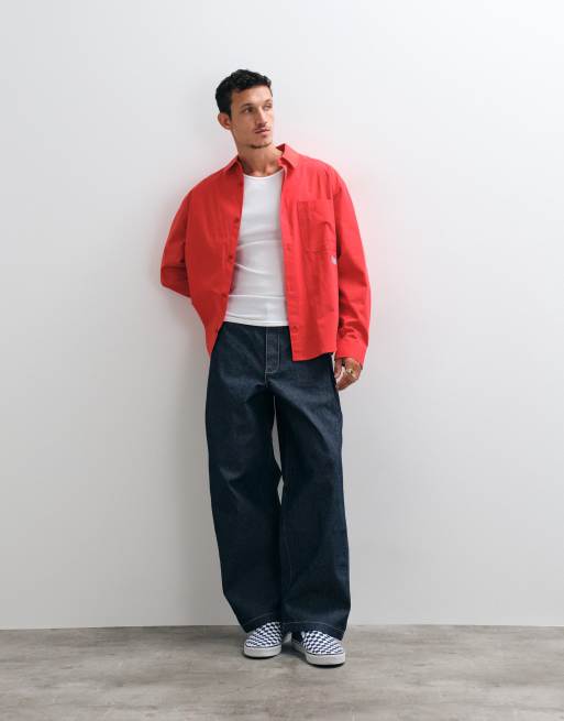 ASOS DESIGN oversize koszula popelinowa z haftem na piersi w czerwieni, 3 z 5