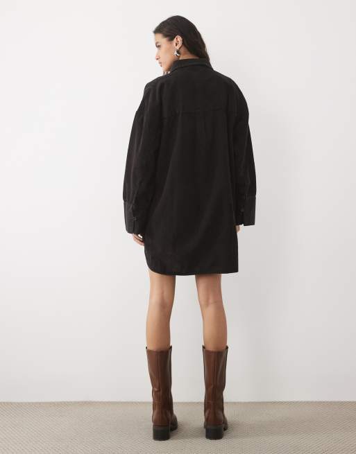 ASOS DESIGN oversize koszulowa sukienka mini ze sztruksu w spranym czarnym, 2 z 4
