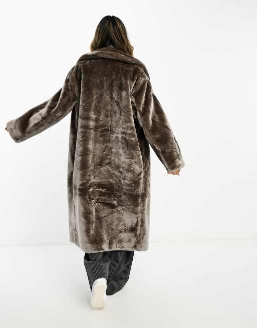 Cooler Maxi Oversized Mantel 2024 44/46 von MISSLOOK