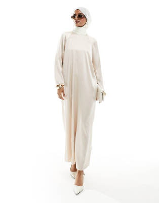 ASOS DESIGN - Oversize-Maxikleid aus Satin in Champagner mit Rundhalsausschnitt-Neutral