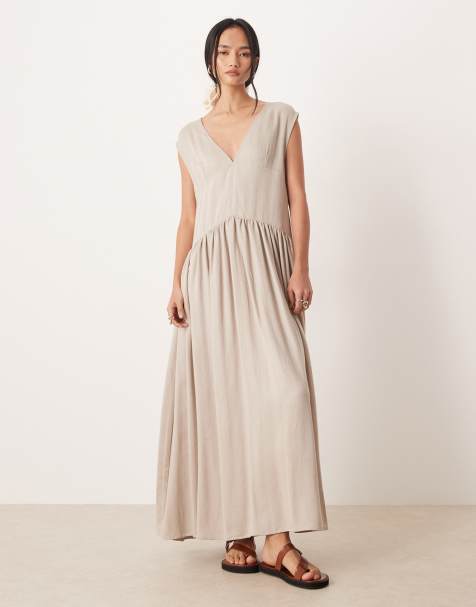 ASOS DESIGN – Oversize-Maxikleid mit tiefem V-Ausschnitt in Steinbeige - view 1
