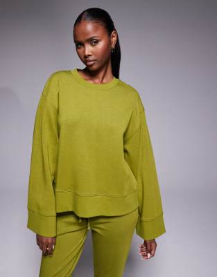 ASOS DESIGN - Oversize-Oberteil aus Interlock-Stoff in Olivgrün mit Rundhalsausschnitt, Kombiteil-Keine Farbe