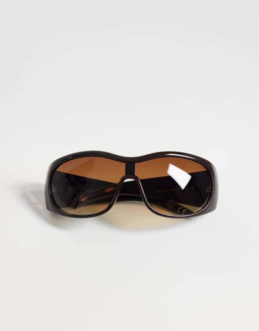 ASOS DESIGN – Oversize-Pilotensonnenbrille in Kristallbraun mit getönten Gläsern in Braun, 3 von 3