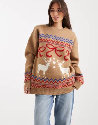 ASOS DESIGN - Oversize-Pullover in Kamelbraun mit Rentier- und Schleifenmotiv-Brown