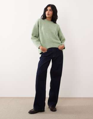 ASOS DESIGN - Oversize-Pullover in Pistaziengrün mit Rundhalsausschnitt und geschwungenem Saum