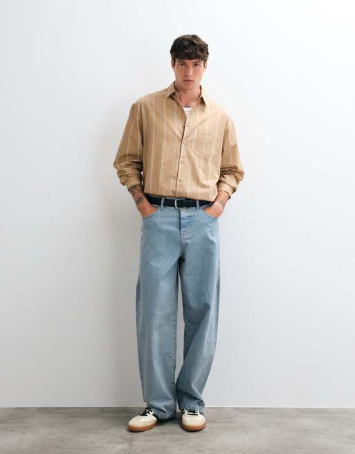 ASOS DESIGN oversize randig skjorta med rundad nederkant i beige, 2 av 5