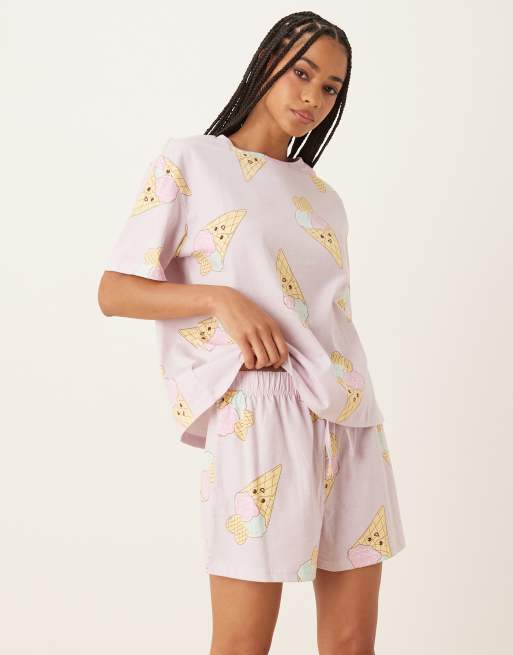 ASOS DESIGN – Oversize-Set in Flieder mit T-Shirt und Shorts in Eiscreme-Print