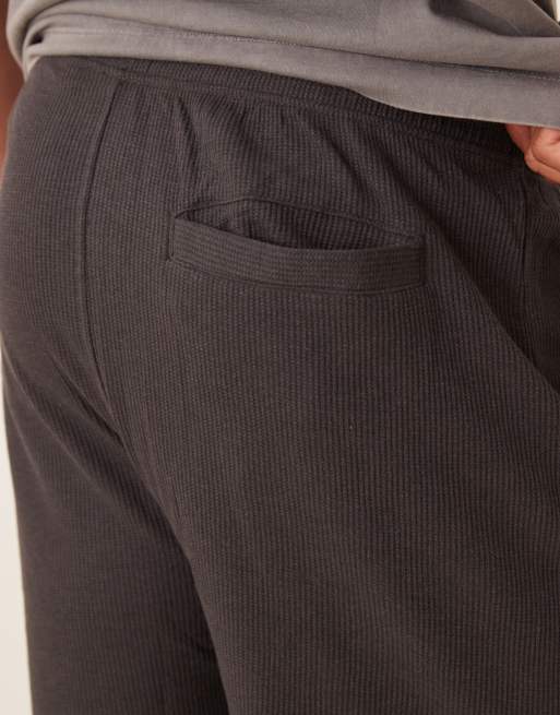ASOS DESIGN – Oversize-Shorts in Schwarz mit Waffelstruktur , 4 von 5