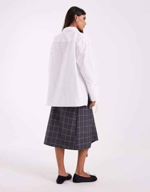 ASOS DESIGN oversize skjorta med manschettdetalj i vitt, 4 av 4