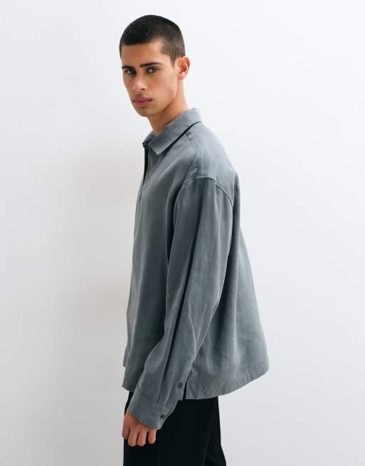 ASOS DESIGN oversize-skjorta med öppen krage och knappdetaljer i mörkgrått, 5 av 5