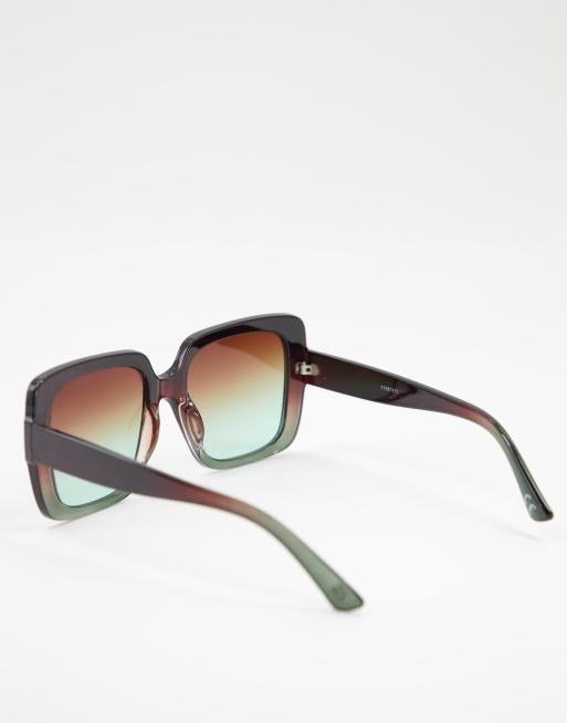ASOS DESIGN – Oversize-Sonnenbrille im 70er-Stil mit Gläsern mit Farbverlauf in Braun-Grün, 3 von 4