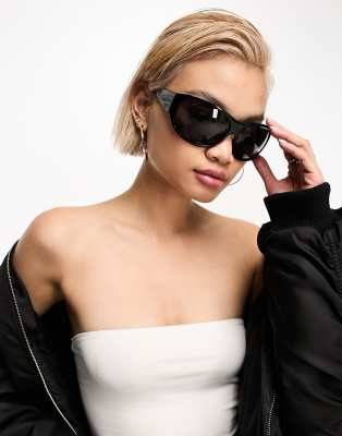 ASOS DESIGN - Oversize-Sonnenbrille im 90er-Stil mit Wrap-around-Fassung-Black