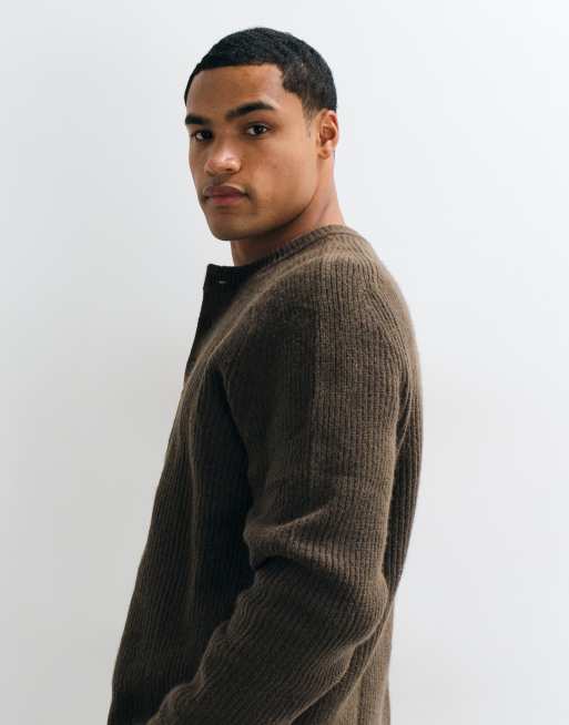 ASOS DESIGN oversize stickad henley i brun, 5 av 5