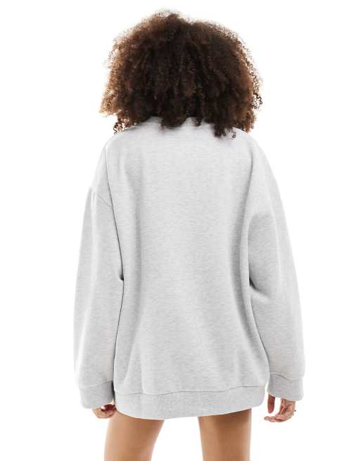 ASOS DESIGN – Oversize-Sweatshirt in Eisgrau meliert mit Turbo-Auto-Grafik, 3 von 4