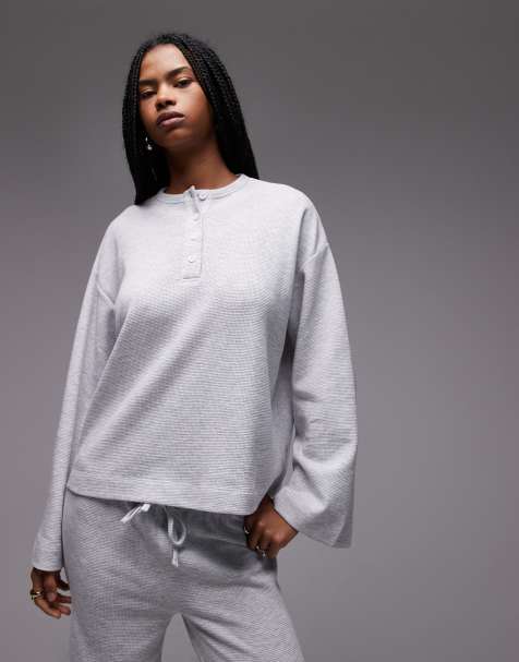 ASOS DESIGN – Oversize-Sweatshirt in meliertem Eisgrau mit Henley-Ausschnitt, Kombiteil - view 1