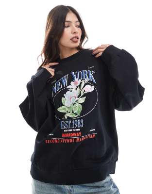 ASOS DESIGN - Oversize-Sweatshirt in Schwarz mit „New York"-Blumenprint-Blau