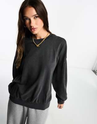 ASOS DESIGN - Oversize-Sweatshirt in verwaschenem Schwarz, Kombiteil-Grau