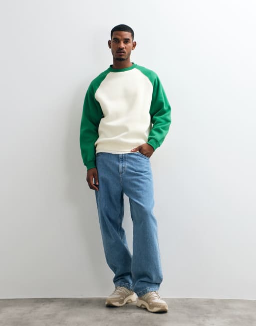 ASOS DESIGN Oversize-Sweatshirt mit kontrastierendem Raglan-Rundhalsausschnitt in Creme aus Polybaumwolle, 2 von 5