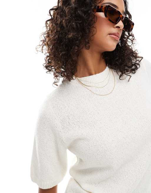 ASOS DESIGN – Oversize-T-Shirt aus Bouclé-Strick in Ecru, Kombiteil, 4 von 4
