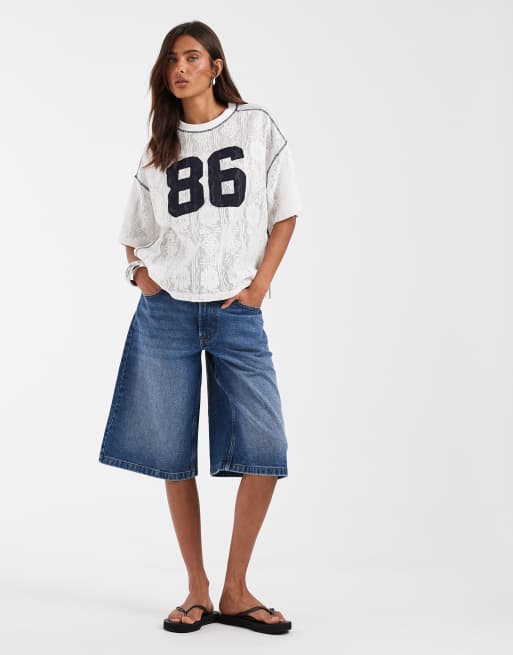 ASOS DESIGN – Oversize-T-Shirt aus Häkelspitze in Creme mit Spielernummer-Print, 2 von 4