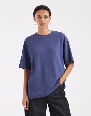 ASOS DESIGN - Oversize-T-Shirt aus strukturiertem Jersey in gedämpftem Blau-Grau