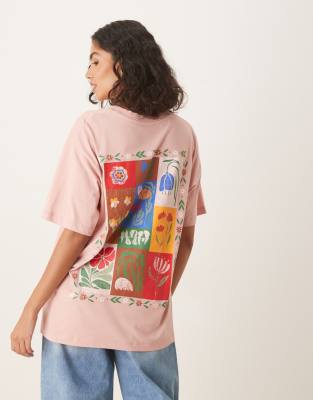 ASOS DESIGN - Oversize-T-Shirt in Altrosa mit floralem Bordüren-Print