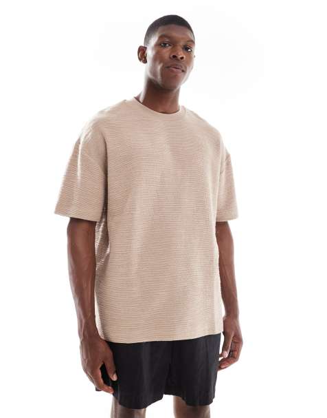 ASOS DESIGN – Oversize-T-Shirt in Beige mit Bouclé-Struktur - view 1
