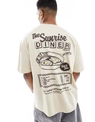 Oversize-T-Shirt in Beige mit Cartoon-Print-Neutral Neutral XS
