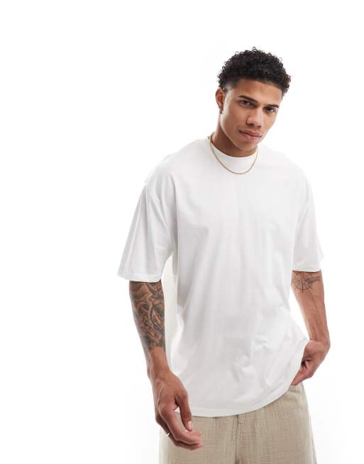 ASOS DESIGN – Oversize-T-Shirt in Beige mit Renaissance-Rückenprint, 3 von 4
