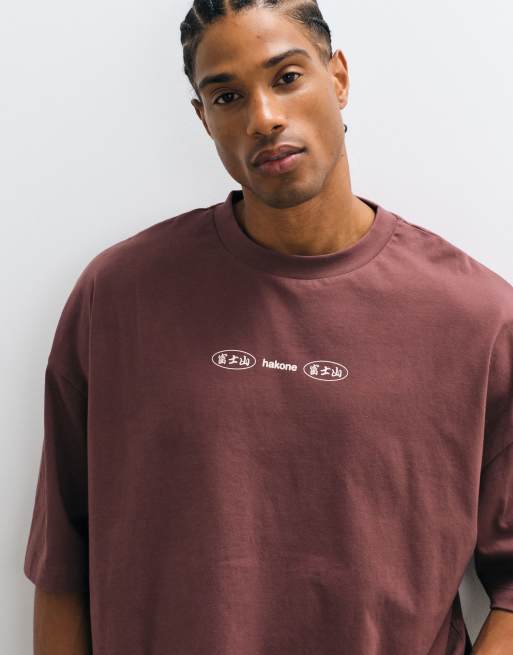 ASOS DESIGN – Oversize-T-Shirt in Braun mit Berg-Print, 3 von 5