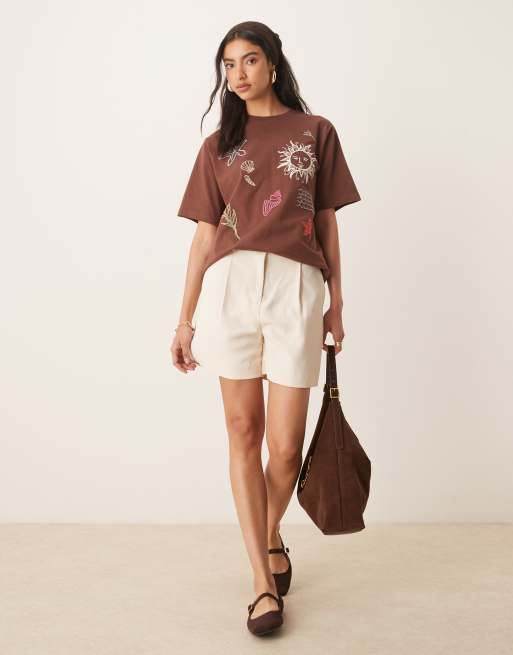 ASOS DESIGN – Oversize-T-Shirt in Braun mit gesticktem Sonnenmotiv, 4 von 4