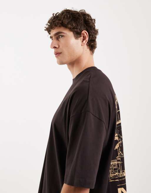 ASOS DESIGN – Oversize-T-Shirt in Braun mit Miami-Print auf dem Rücken, 4 von 5