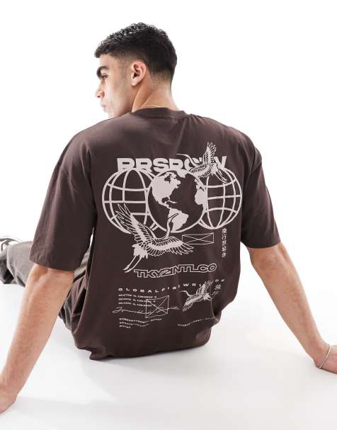 ASOS DESIGN – Oversize-T-Shirt in Braun mit Print hinten - view 1