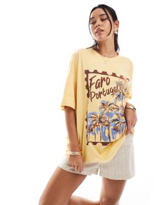 ASOS DESIGN - Oversize-T-Shirt in Buttermilch-Gelb mit Stempel-Print