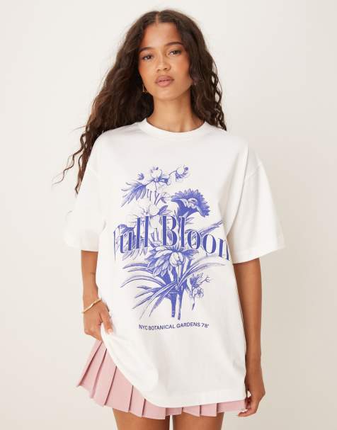 ASOS DESIGN – Oversize-T-Shirt in Cremeweiß mit floralem Grafikprint - view 1