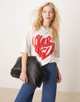 ASOS DESIGN - Oversize-T-Shirt in Cremeweiß mit „Lovers Club"-Valentinstags-Print