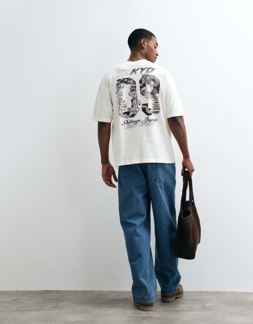 ASOS DESIGN – Oversize-T-Shirt in Cremeweiß mit „Tokyo“-Grafikprint auf der Brust, 3 von 5