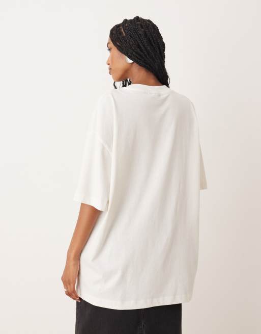 ASOS DESIGN – Oversize-T-Shirt in Cremeweiß mit Vintage-Band-Grafikprint, 4 von 4