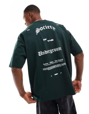 ASOS DESIGN – Oversize-T-Shirt in Dunkelgrün mit Rücken-Print