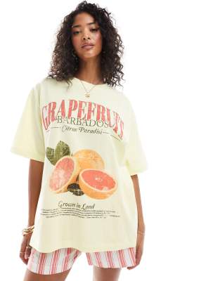 ASOS DESIGN - Oversize-T-Shirt in Gelb mit Grapefruit-Print