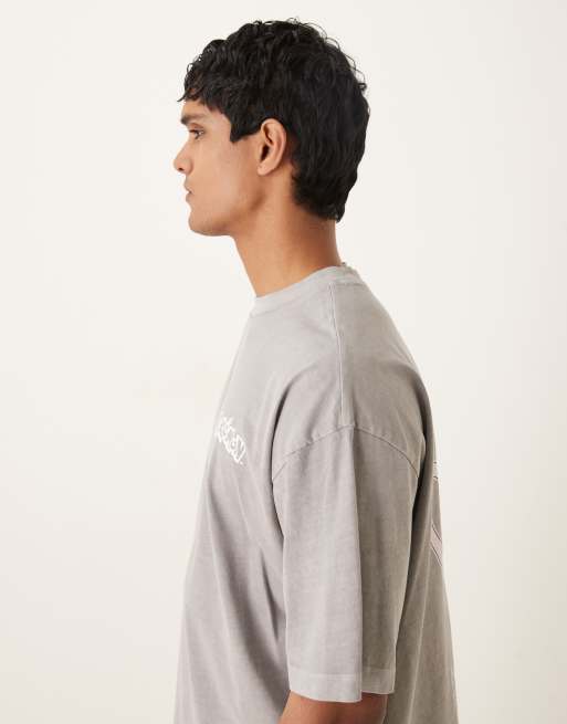 ASOS DESIGN – Oversize-T-Shirt in Grau mit Pokémon-Print und Unisex-Schnitt, 4 von 5