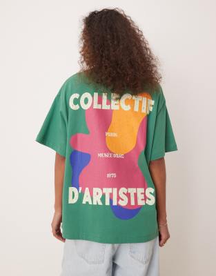 ASOS DESIGN - Oversize-T-Shirt in Grün mit „Collectif d'Artistes"-Grafikprint auf dem Rücken