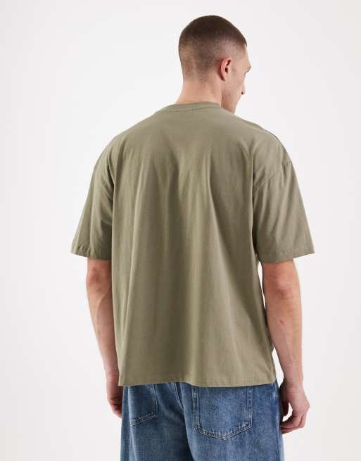 ASOS DESIGN – Oversize-T-Shirt in Khaki mit Fußball-Grafik , 4 von 5
