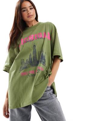 ASOS DESIGN - Oversize-T-Shirt in Khaki mit „Michigan"-Grafik-Grün