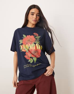 ASOS DESIGN - Oversize-T-Shirt in Marineblau mit „Blooming"-Schriftzug mit Blumenmotiv