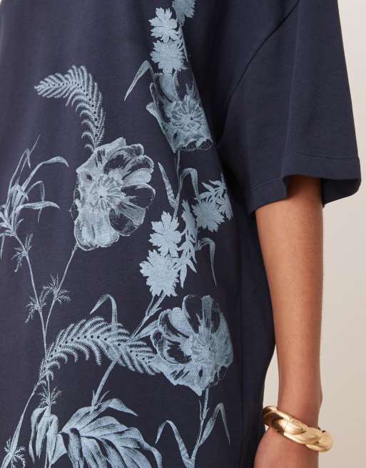 ASOS DESIGN – Oversize-T-Shirt in Marineblau mit farblich abgestimmtem Blumenmotiv, 3 von 4