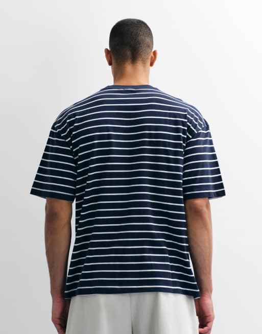 ASOS DESIGN – Oversize-T-Shirt in Marineblau und Weiß mit Streifenmuster, 4 von 7