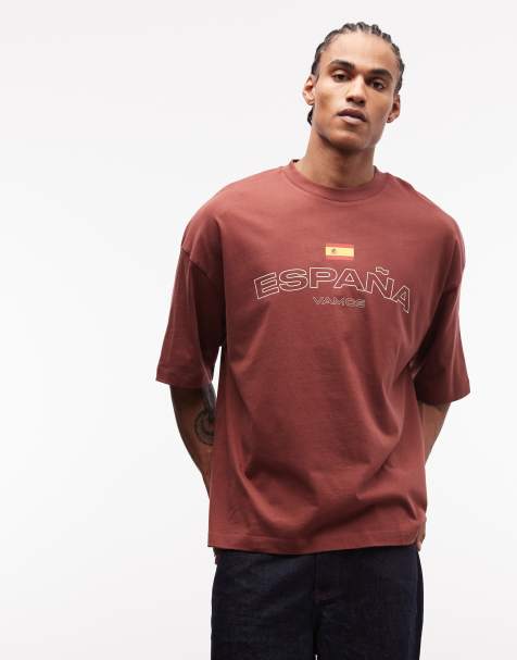 ASOS DESIGN – Oversize-T-Shirt in Rot mit „España“-Fußballgrafik - view 1